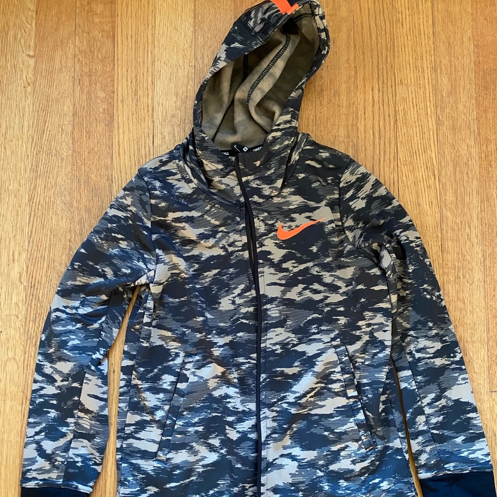 Nike Camo Basketball Hoodie